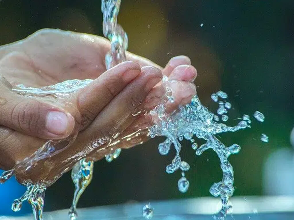 consumo excesivo de agua en colombia