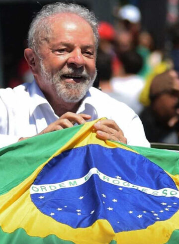 Lula es elegido presidente de Brasil