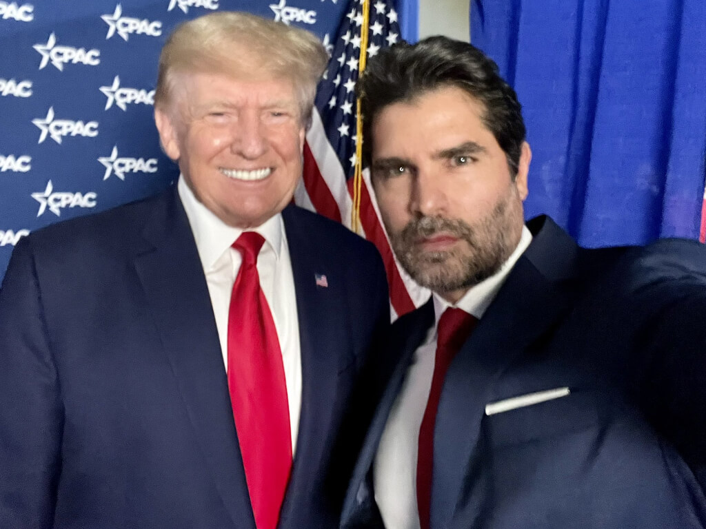 Eduardo Verástegui invita a Donald Trump a congreso provida en México