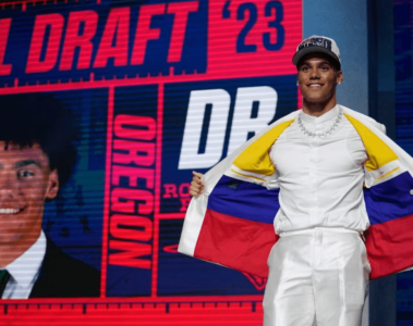 Christian González, el colombiano seleccionado por los Patriots de la NFL