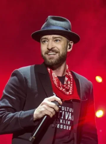 Justin Timberlake sonriendo en uno de sus conciertos