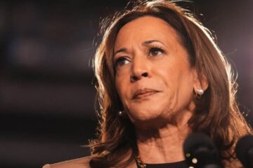 Kamala Harris en discurso