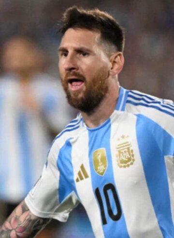 Lionel Messi celebrando uno de sus goles frente a Bolivia en las Eliminatorias