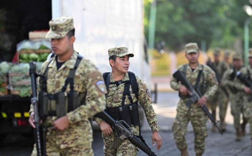 Fuerzas militares de El Salvador