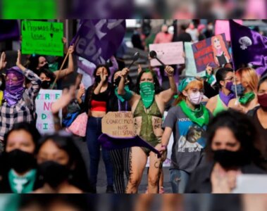 Mujeres manifestándose en México