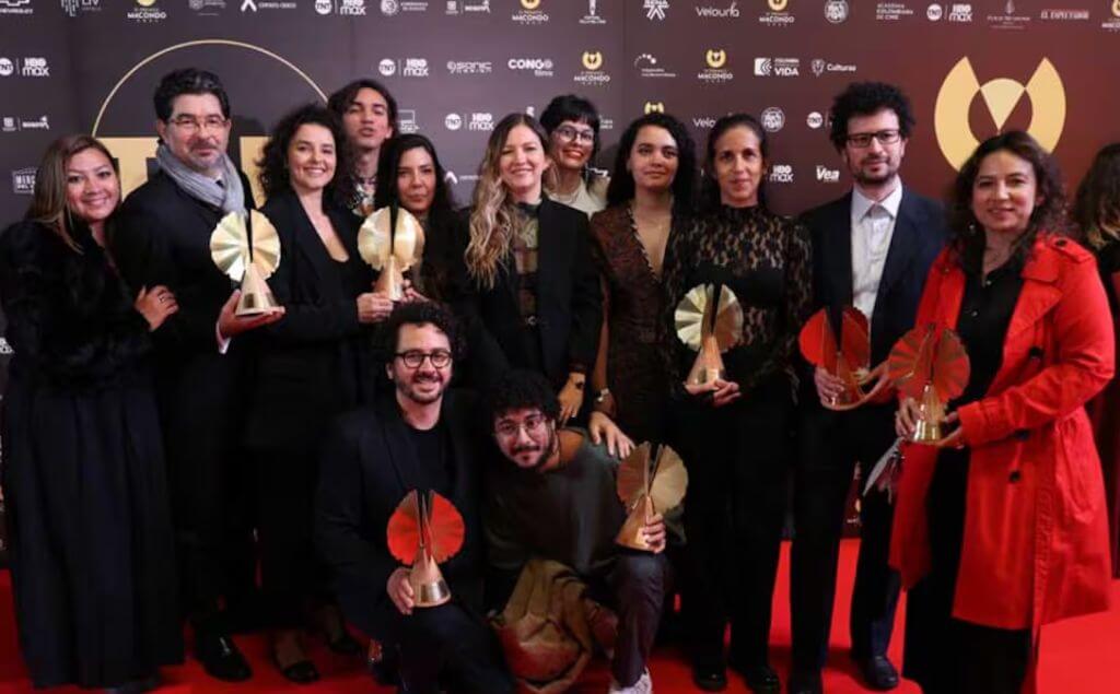 Artistas ganadores en la gala de los premios Macondo 2024