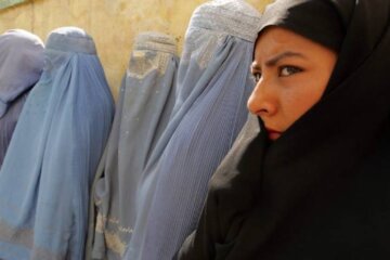 mujeres en iran