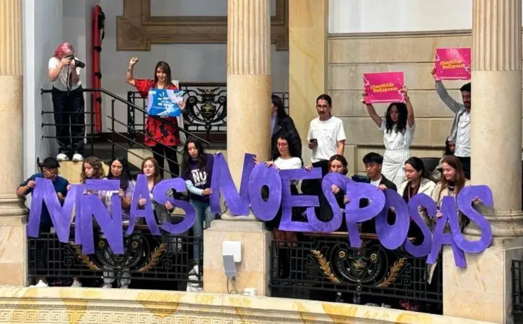 Congreso prohibe matrimonio infantil