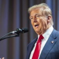 Donald Trump en una conferencia