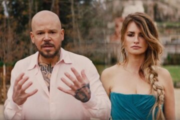 residente y penelope en el video 313