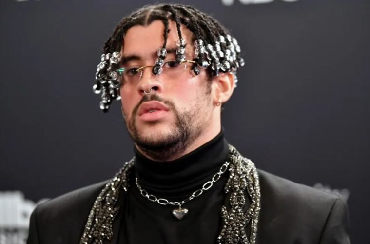 Bad Bunny en el backstage