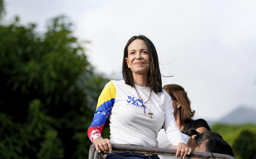 maria corina machado en la marcha contra Maduro