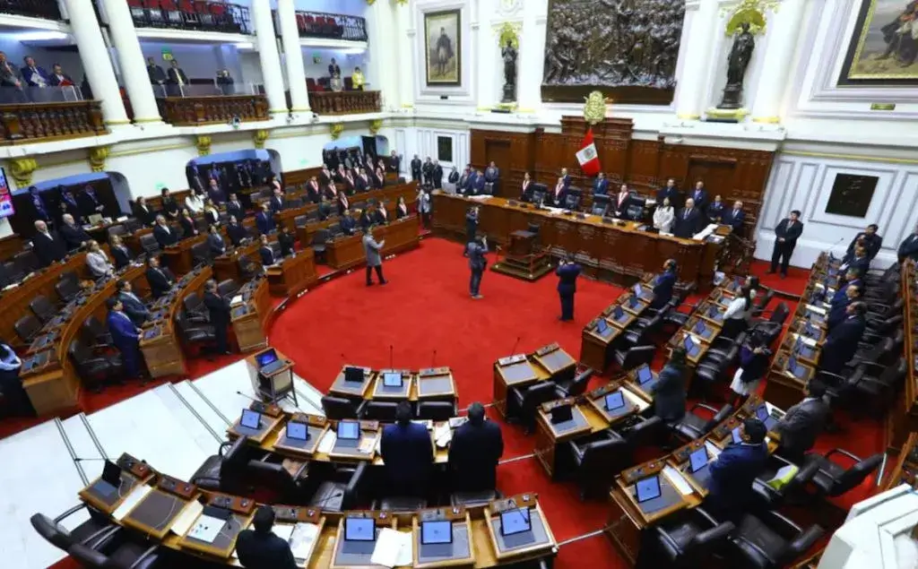 sesión en el congreso de Perú