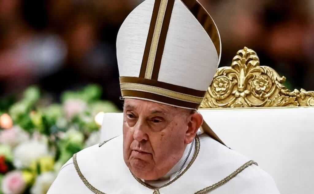 Papa Francisco hospitalizado