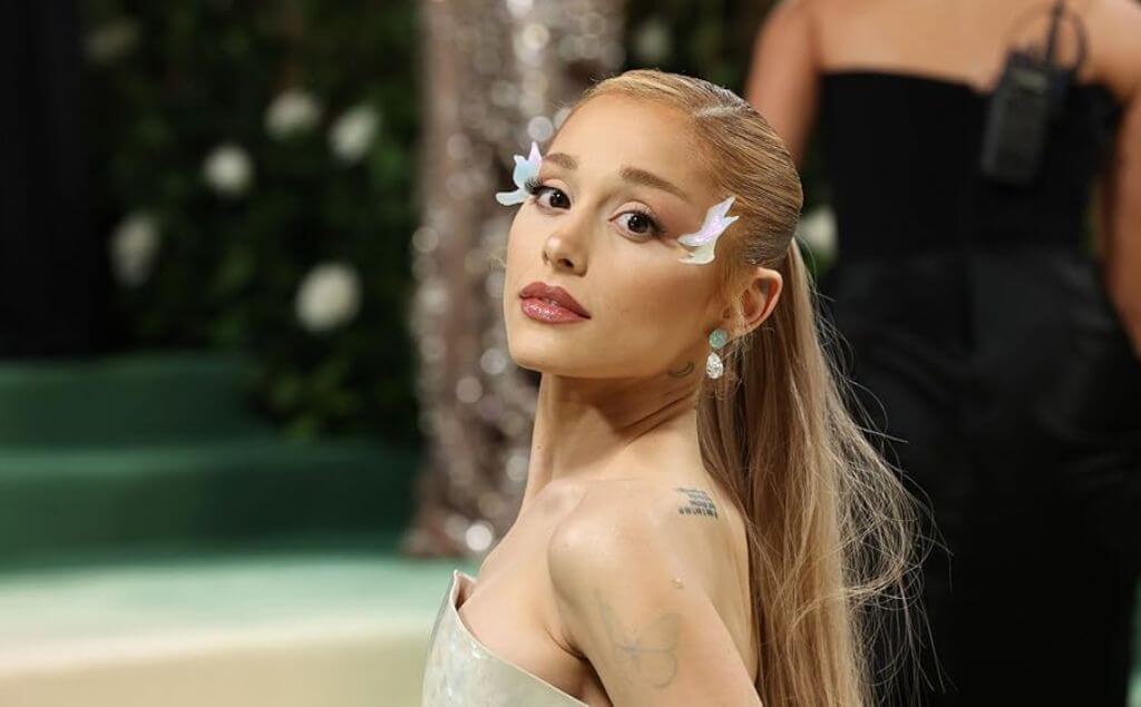 Ariana Grande en la met gala