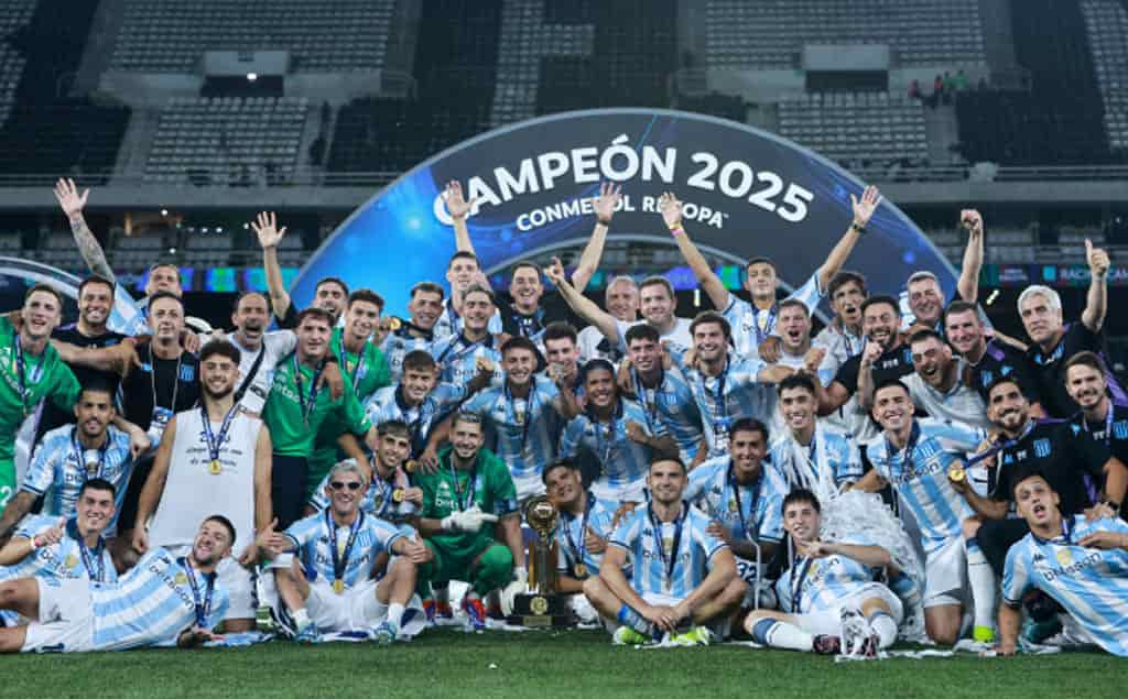 Racing Campeón de Recopa Suramericana