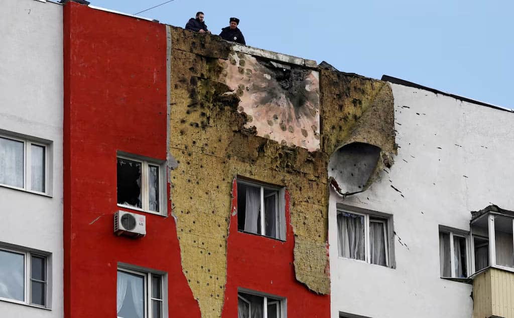 Edificios afectados tras ataque de Ucrania