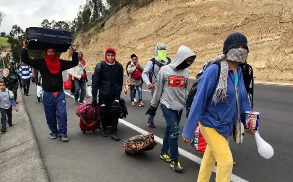 Venezolanos en la frontera con ecuador