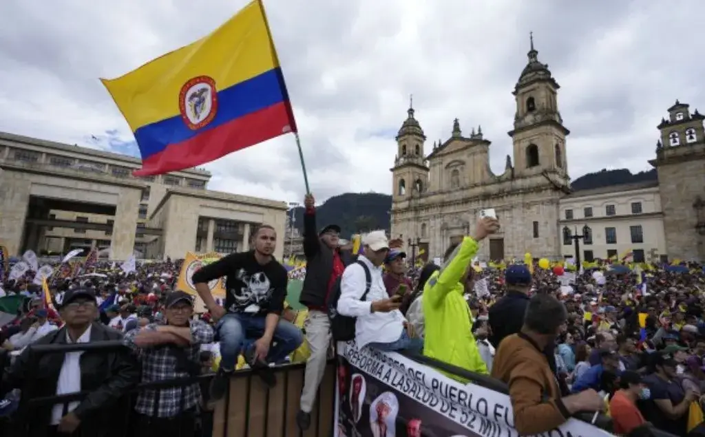 Marchas en la plaza de bolivar