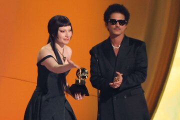 Lady gaga y Bruno mars en los premios