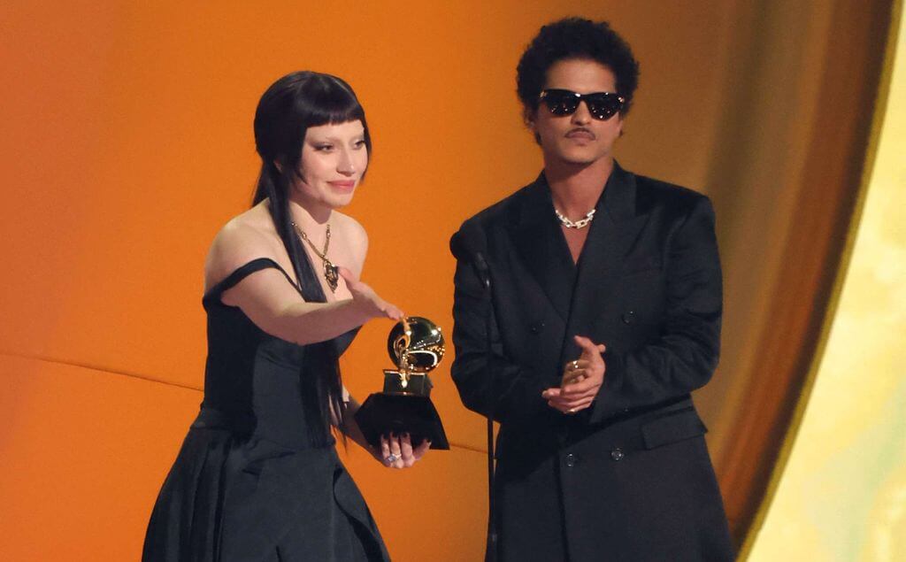 Lady gaga y Bruno mars en los premios