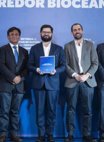 Boric presenta proyecto de corredor vial biocéanico