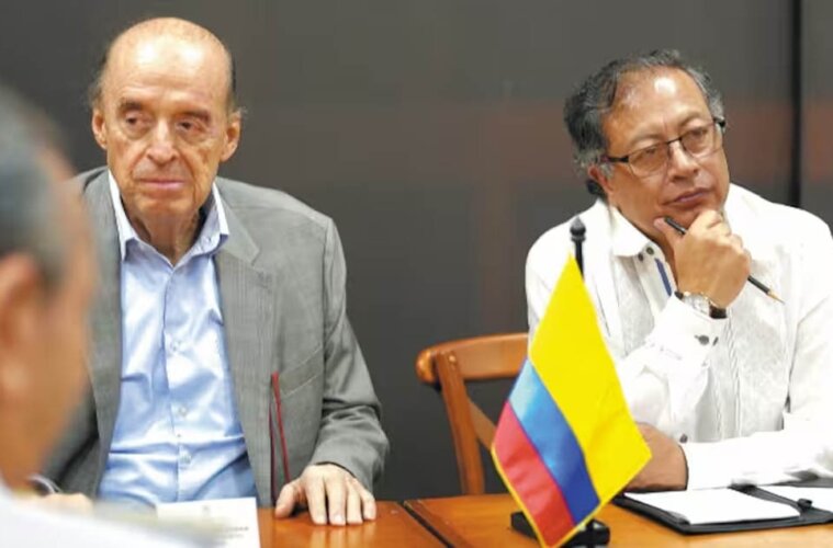 Petro y Leyva
