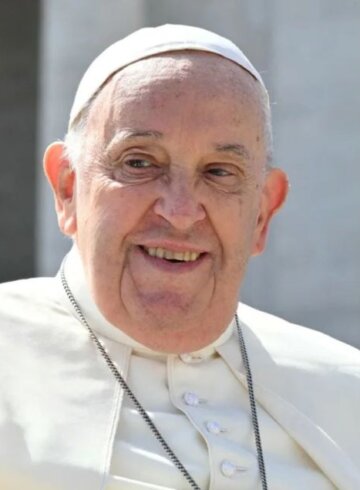 Papa francisco en el Vaticano