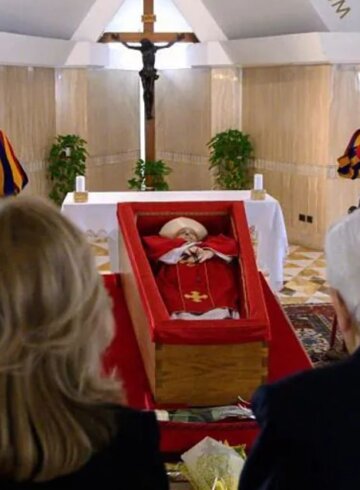 papa francisco en la basilica