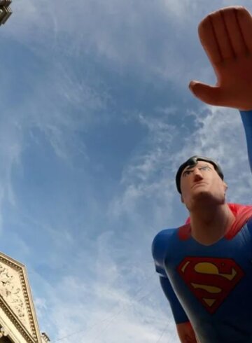 Superman en el cielo