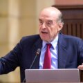 alvaro leyva canciller de colombia hablando