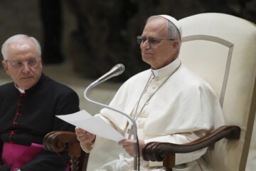 El papa León XIV en el vaticano