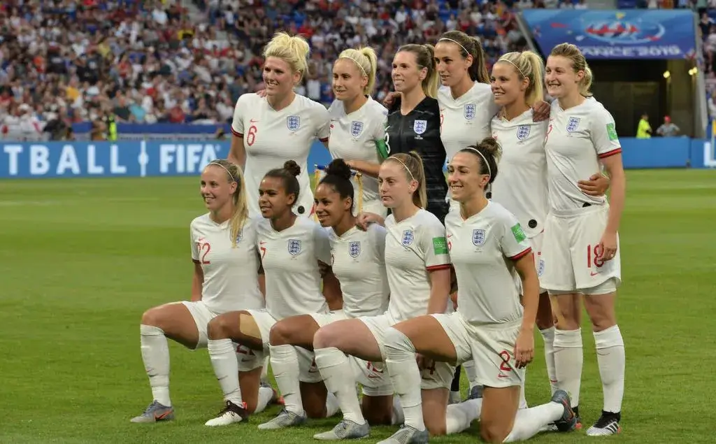 futbol femenino en inglaterra