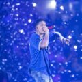 Mike towels en concierto