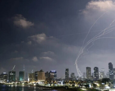 Misiles de Irán por los cielos de Tel Aviv