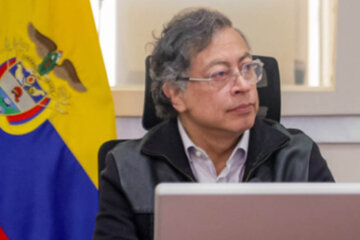 Petro en reunión con ministros para crisis