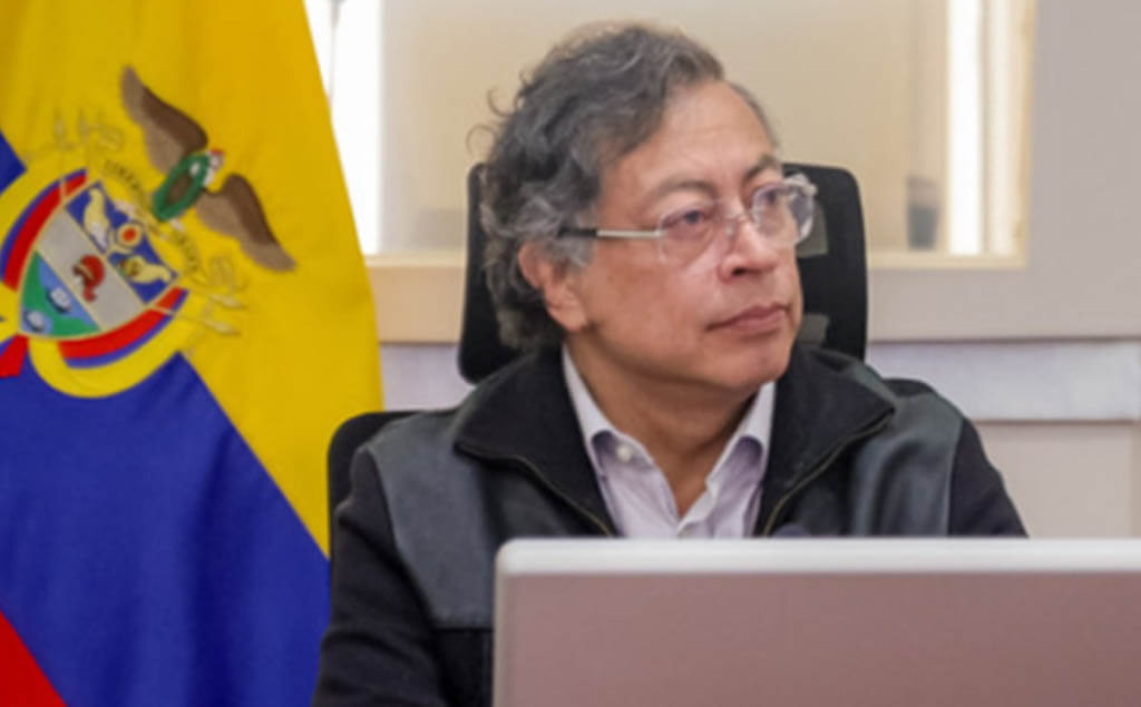Petro en reunión con ministros para crisis
