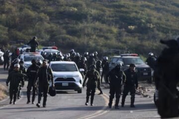 Militares buscan establecer orden en ciudad boliviana