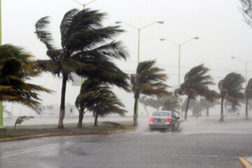 Erick se degrada a tormenta tropical