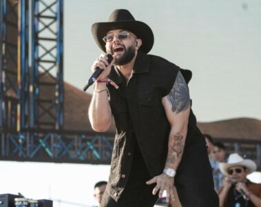 Carín León, Myke Towers y Laura Pausini participarán en la Semana Billboard