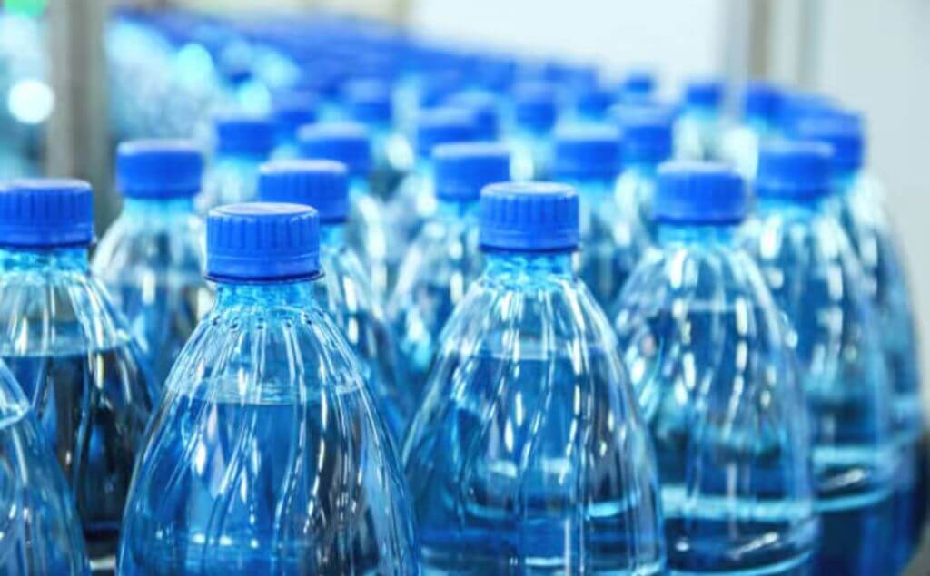 Bebidas en botellas en vidrio
