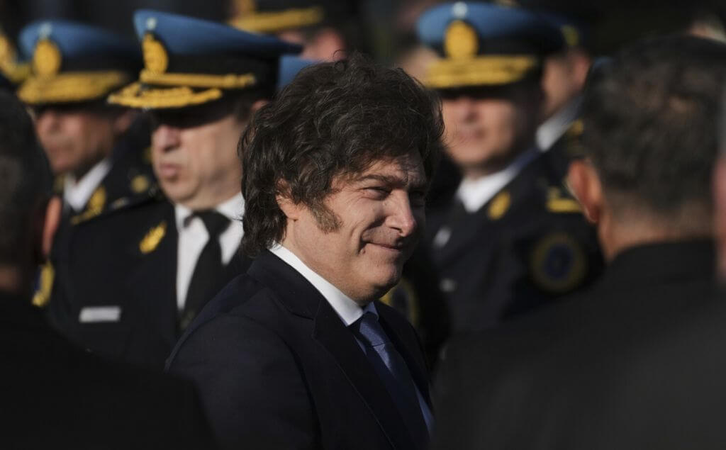 Argentina vuelve a aumentar impuestos a la soja y el maíz