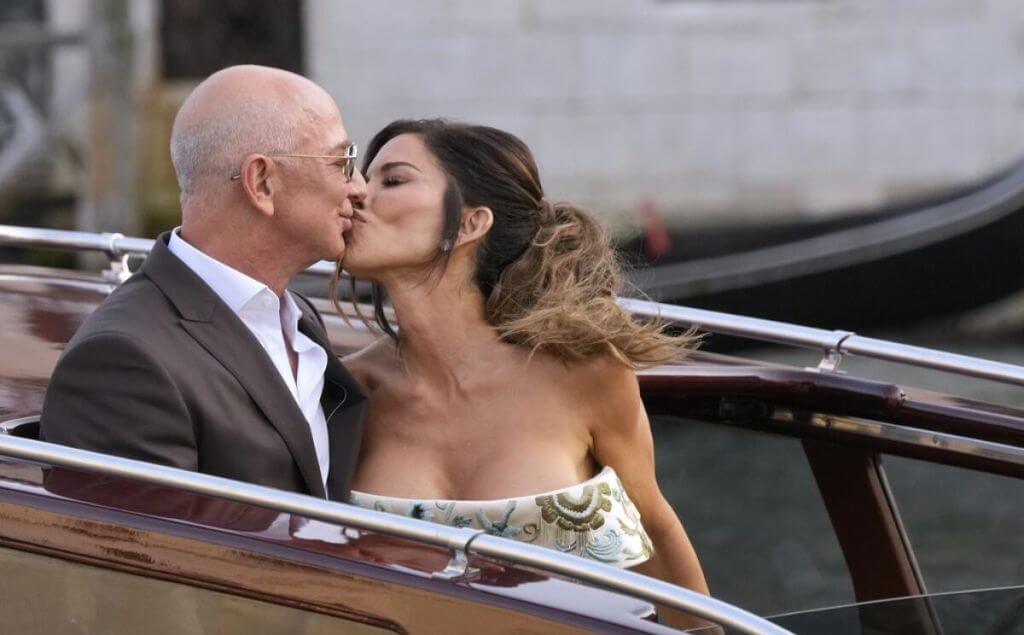 Jeff Bezos se casa con Lauren Sánchez