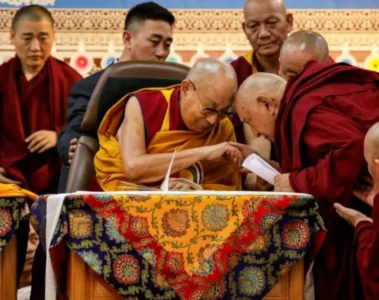El Dalai Lama dice que planea reencarnarse