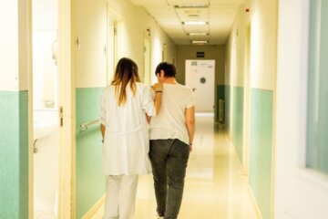 El 37% de pacientes de salud mental de la sanidad pública no son atendidos por psicólogos